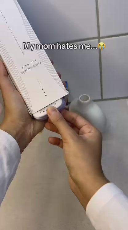 Self-cleaning Anti-static Massage Comb for Adults and Kids- Pack of 1